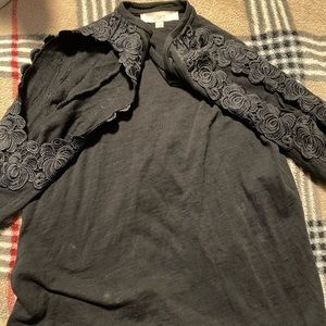 Size M LOFT cold shoulder lace sweatshirt